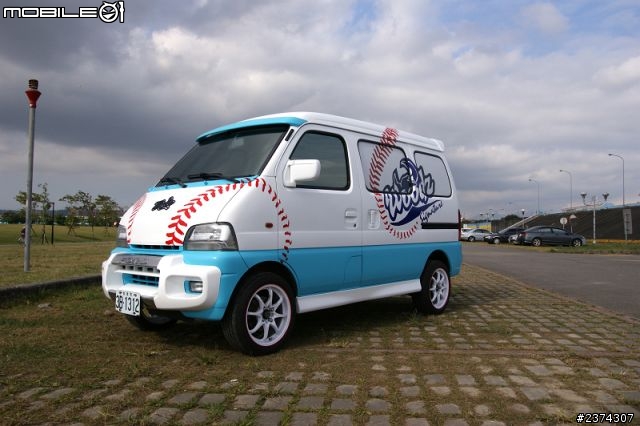 2001年的PRZ改造成酷炫棒球車