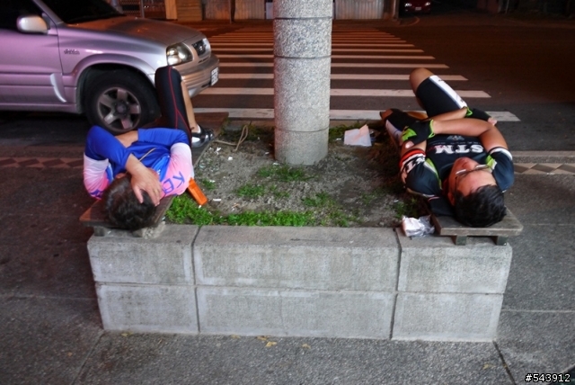 二日三進武嶺大滿貫之爆肝行