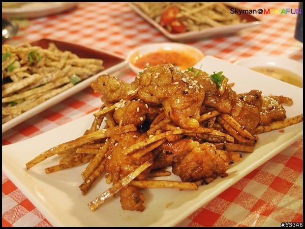 獅兄弟風味小酒館。平價吃螃蟹好所在