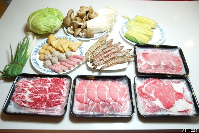 【分享】過完立冬吃火鍋囉!!厚道張相撲火鍋肉開吃(箱)!!