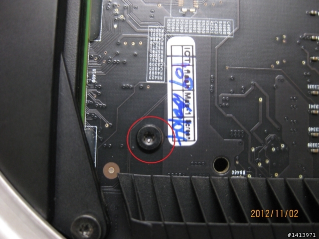 2010 Mac mini 換 SSD 時, 將 温度感應器 安裝至 SSD 的方法