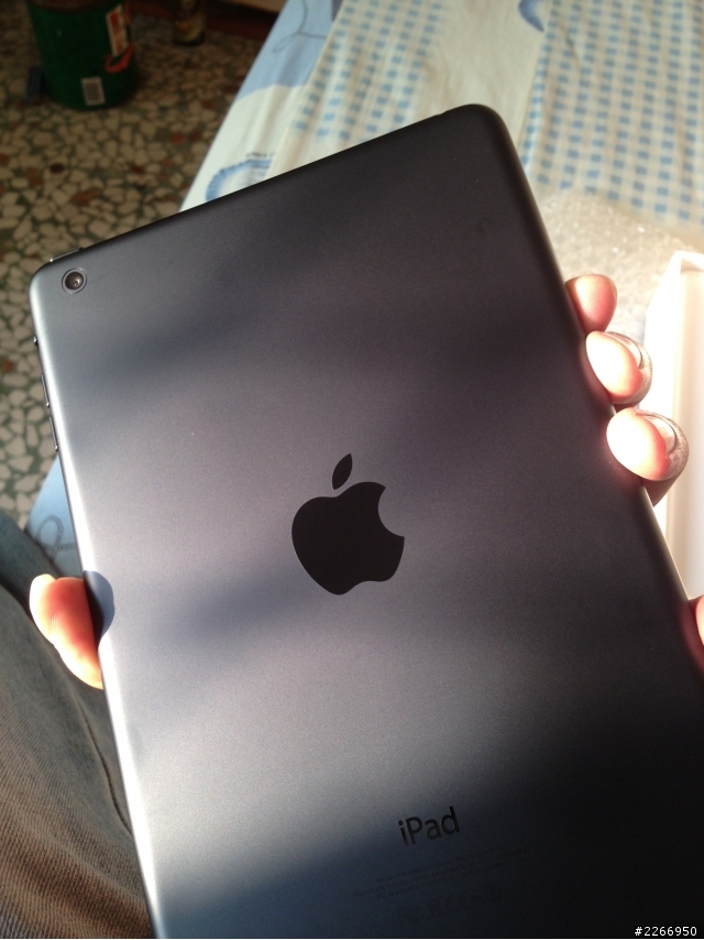 (圖多廢話多)今日入手之IPAD MINI!