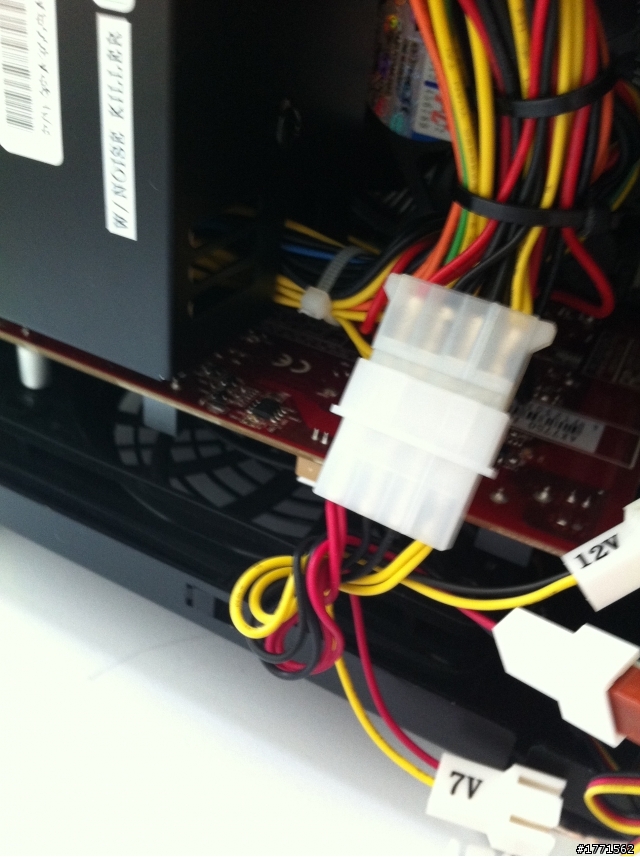 新手裝機 PC-Q11 / PC-Q02 11.28更新 頂部以及底部風扇孔