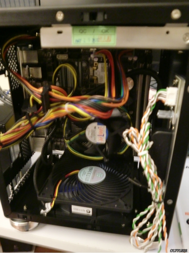 新手裝機 PC-Q11 / PC-Q02 11.28更新 頂部以及底部風扇孔