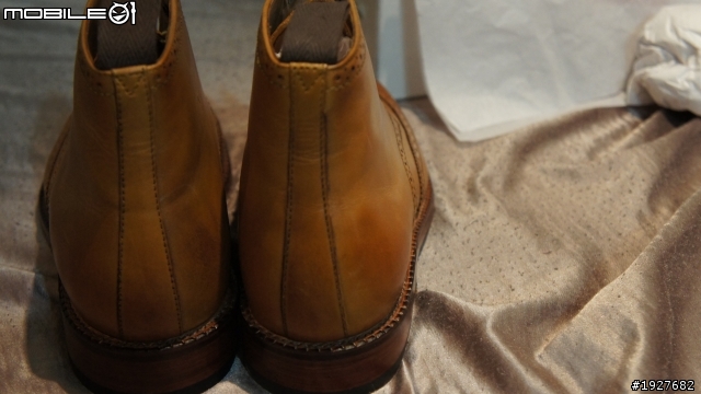 Grenson Sharp Brogue + SuperDry Premier Peacoat 簡單開箱