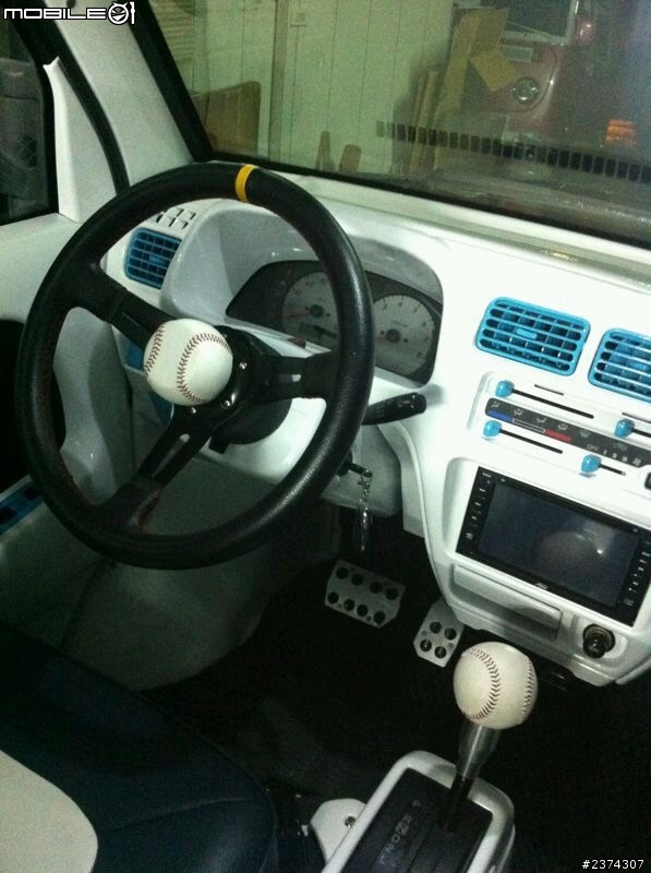 2001年的PRZ改造成酷炫棒球車