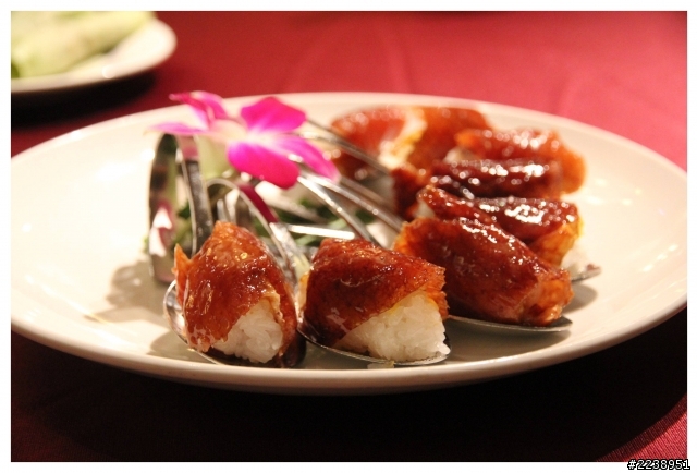 【宜蘭美食推薦】超肥美櫻桃鴨四吃@晶英酒店-紅樓