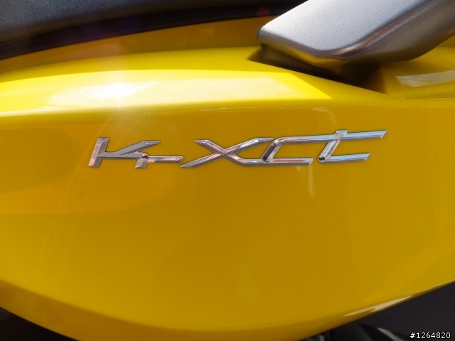 K-XCT 300i 黃色 新增獵豹M2鋼鐵版+便利U