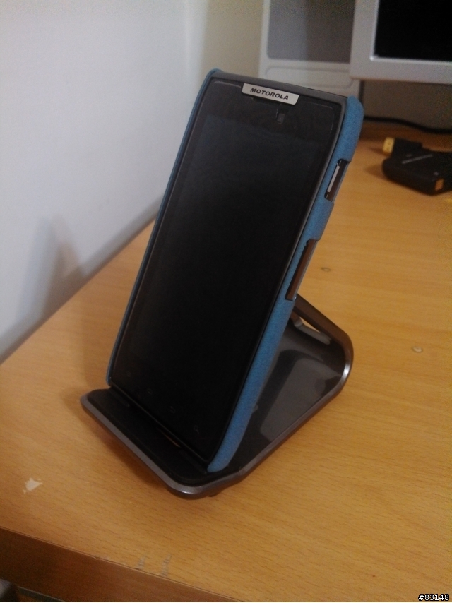 <小開箱>Moto RAZR MAXX HD