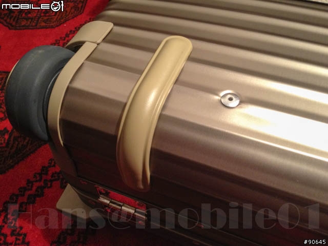 Range Rover x Rimowa限量版行李箱組開箱!
