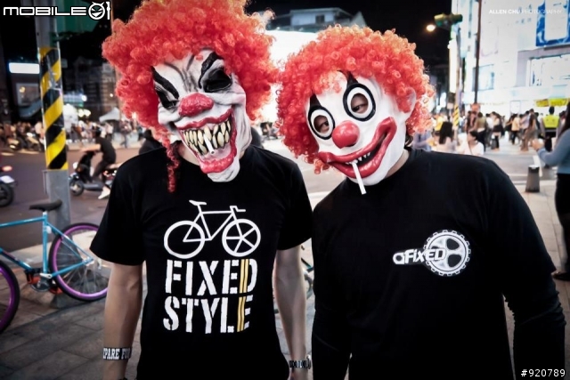 <分享> 不一樣的萬聖節 --- 百鬼夜騎要糖去!!!!!