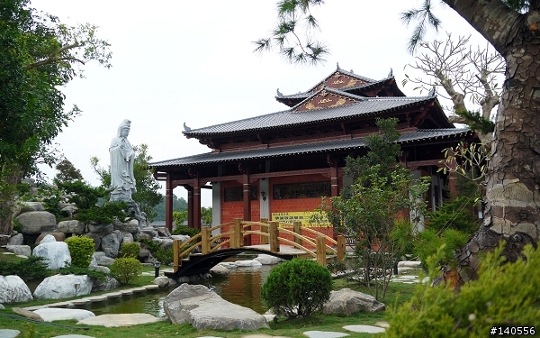 遊記「佛頂山朝聖寺-苗栗三義道場」,氣勢宏偉...