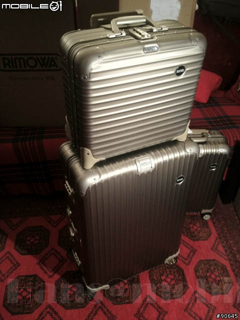 Range Rover x Rimowa限量版行李箱組開箱!