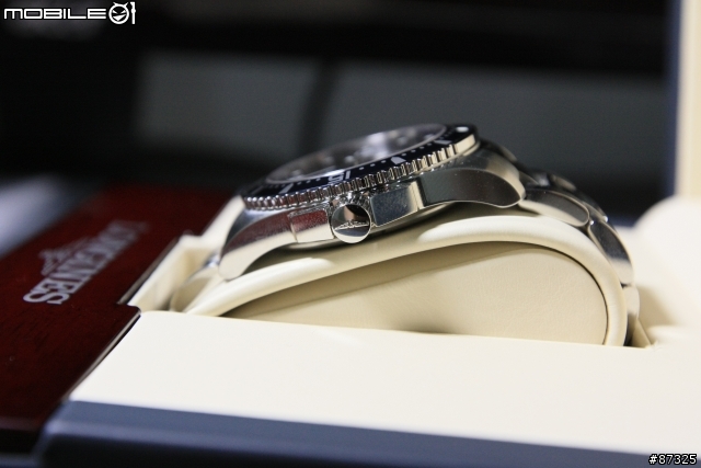 【開箱】LONGINES 深海征服者 藍浪鬼(圖多)