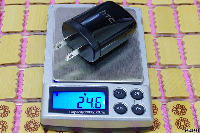 HTC原廠旅充比較與一些USB充電器使用心得