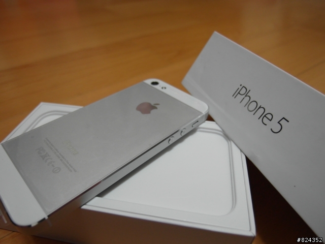 我的新寵兒 iPhone 5 White 加映 SGP Neo Hybrid EX 邊框 (圖多不廢話)