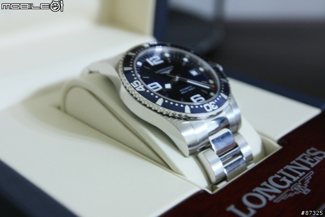 【開箱】LONGINES 深海征服者 藍浪鬼(圖多)