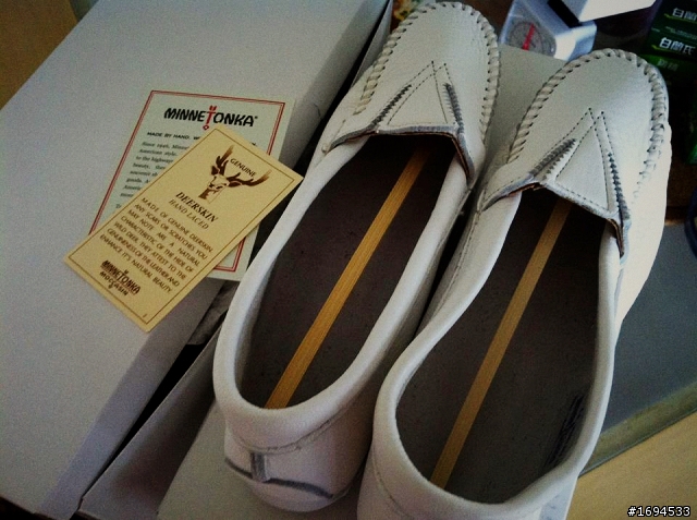 國外購物網站買的Minnetonka Moccasin(莫卡辛)今天收到了