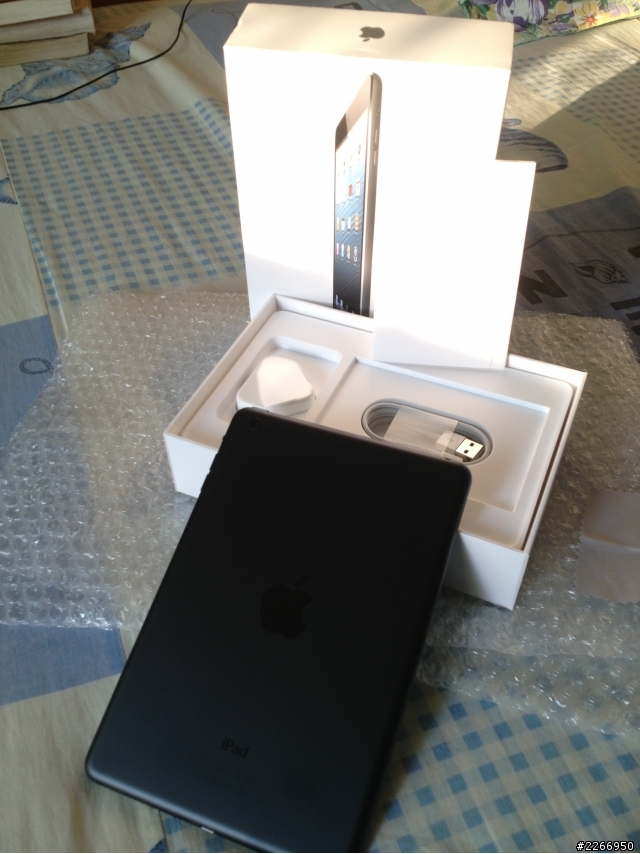 (圖多廢話多)今日入手之IPAD MINI!