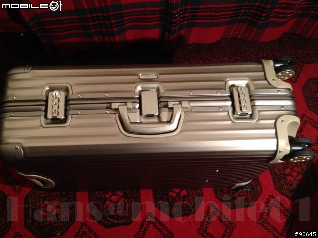 Range Rover x Rimowa限量版行李箱組開箱!