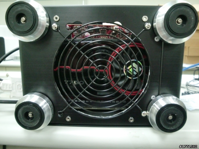 新手裝機 PC-Q11 / PC-Q02 11.28更新 頂部以及底部風扇孔
