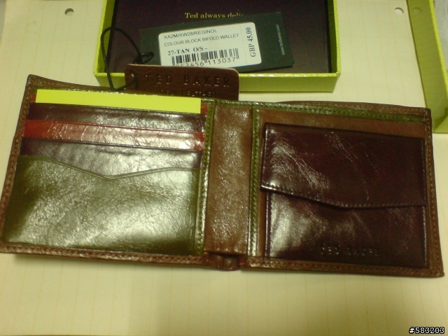 Ted Baker Leather Coin Wallet皮夾分享