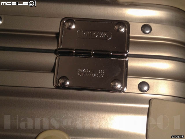 Range Rover x Rimowa限量版行李箱組開箱!