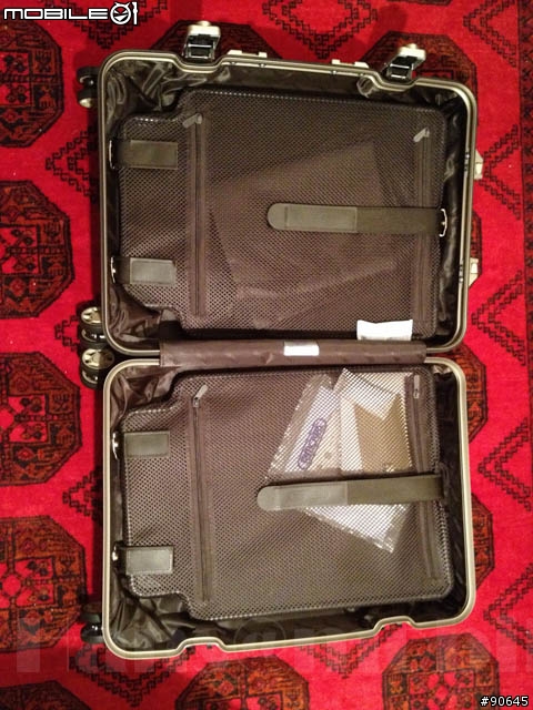 Range Rover x Rimowa限量版行李箱組開箱!