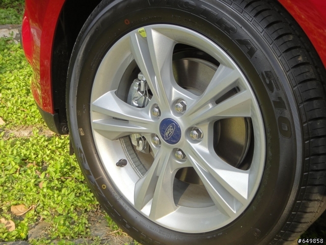 人生的第一部汽車Focus MK3 5D
