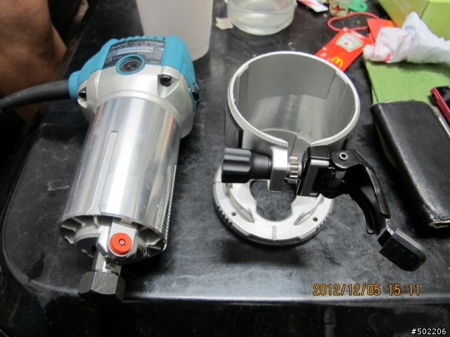 Makita 牧田 6段 可調速 修邊機 雕刻機 - RT0700C - 開箱
