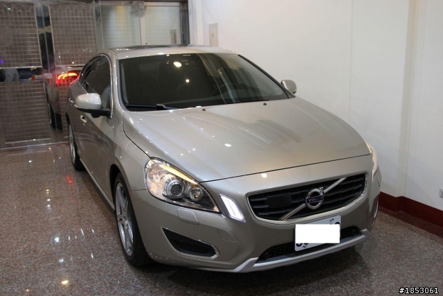 (12/16更新) Volvo S60 D4 13年式下訂囉!!