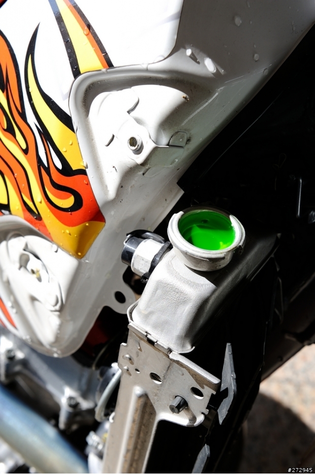 DRZ400SM保養-DIY換水箱水