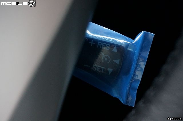 我的哆啦藍PRIUS C開箱