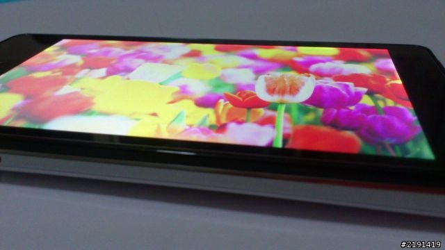 買到XPERIA V了!完整開箱文~