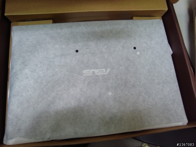 辦公室之花的ASUS S400飄逸開箱