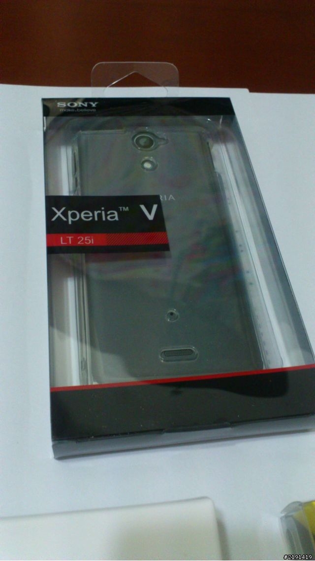 買到XPERIA V了!完整開箱文~