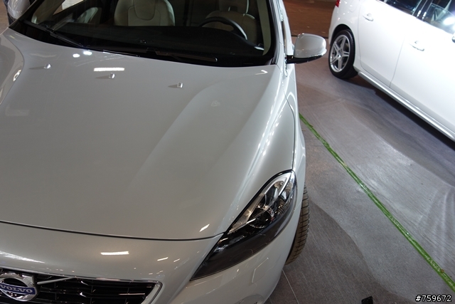 ((V40燒開箱-搶先看)) 車展第一PO 多圖有車內實拍^^ 價格不明