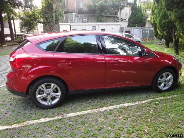 人生的第一部汽車Focus MK3 5D