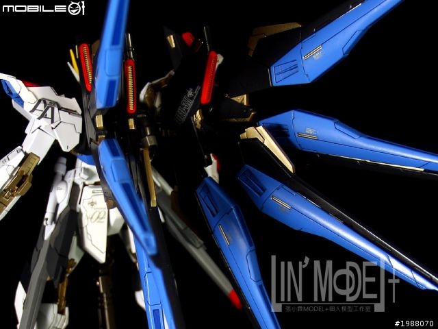 <號召蓋樓>攻擊自由鋼彈MS-B改套,2012年作品總回顧