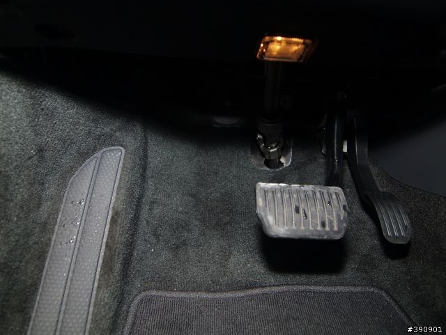 V60 D4旗艦版,sam power chip + R-design 外觀套件