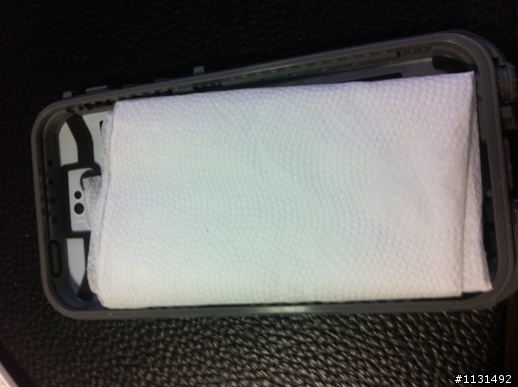 ((開箱))IPHONE5 防水防震防塵防雪 LifeProof™ Case