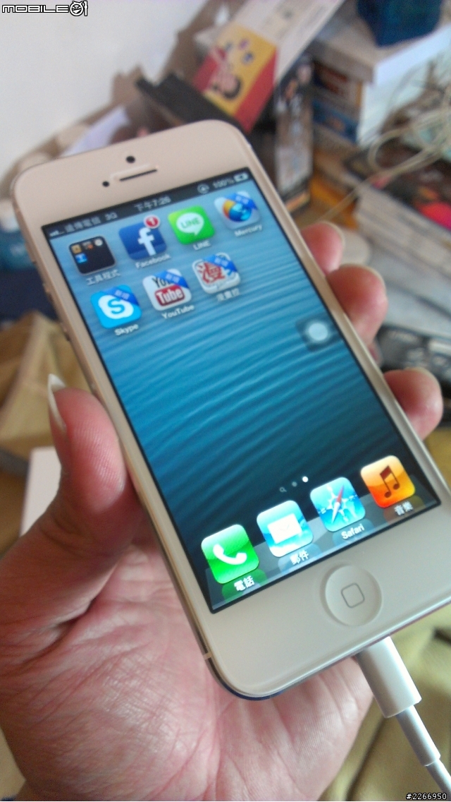 IPHONE5開箱!特派記者J先生!