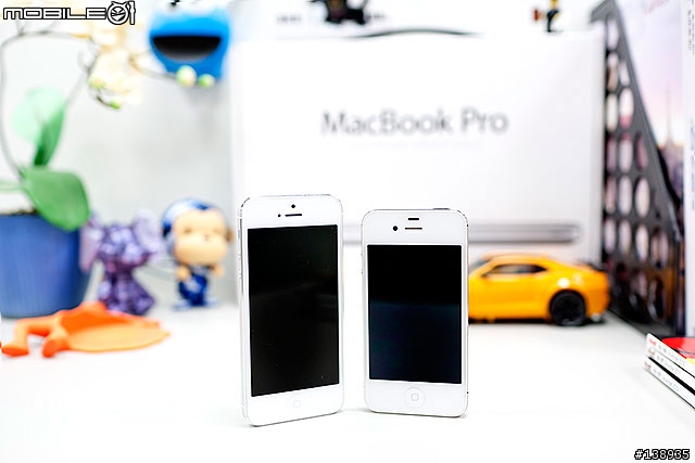 不一樣的開箱文,iPhone5新衣入荷-OZAKI手機保護套二連發!