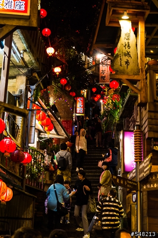 來去九份住一晚+金瓜石黃金瀑布