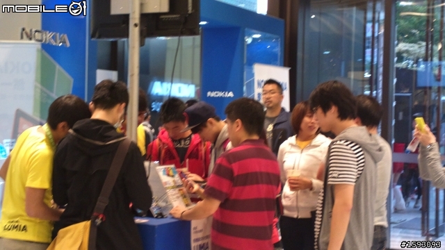 ATT體驗會驚見Lumia 620!!!