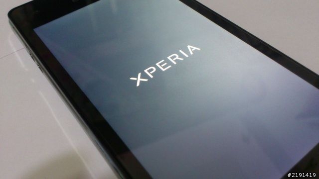 買到XPERIA V了!完整開箱文~