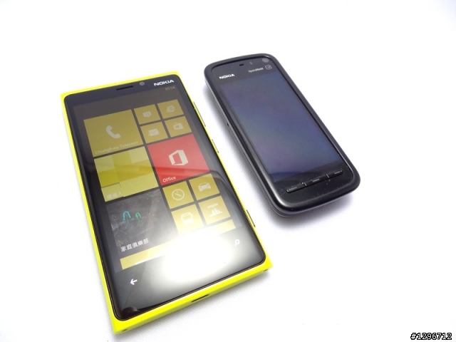 【幸福】滿意到溢出來了~Nokia Lumia 920小小開箱文