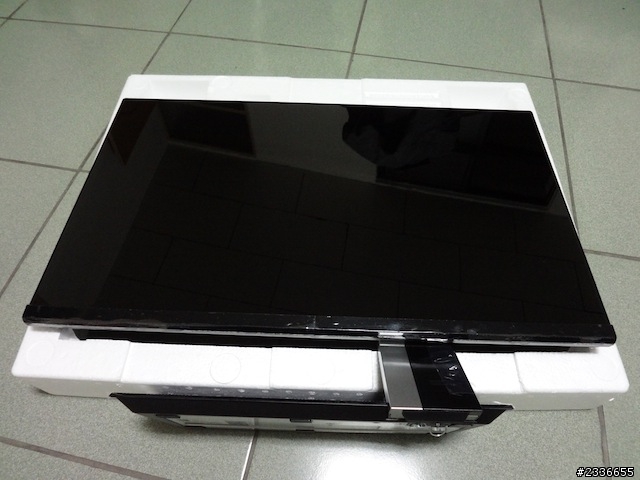 ACER S275HL + ASUS RADEON HD 6670開箱