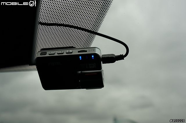 我的哆啦藍PRIUS C開箱