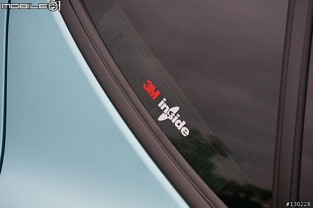 我的哆啦藍PRIUS C開箱
